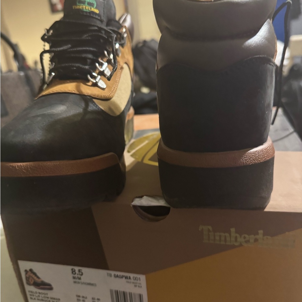 Timberland Men's Black and Tan Boots
